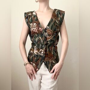 1980s Vintage Puppy Dog Tapestry Vest